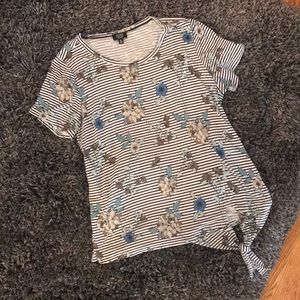 EUC Jones NY T-shirt